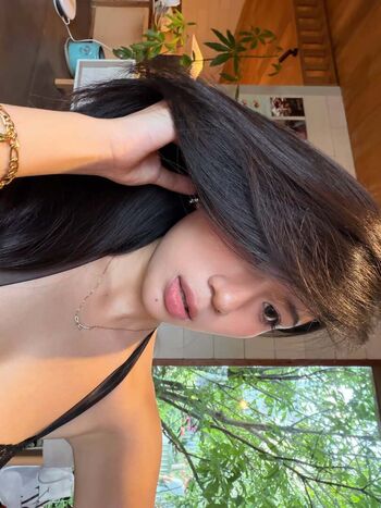 Full leaked Lingdfg page private onlyfans photo