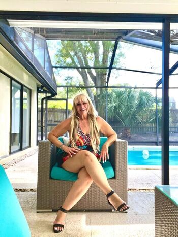 Full leaked Lipstickandwine private onlyfans photo