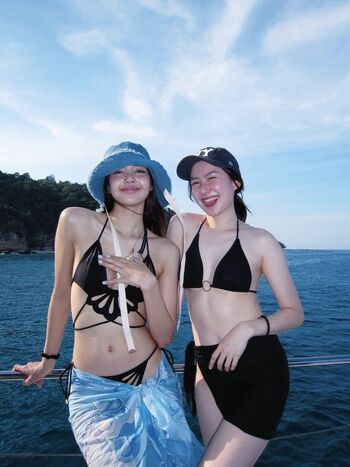 Full leaked Lisa blackpink page private onlyfans photo
