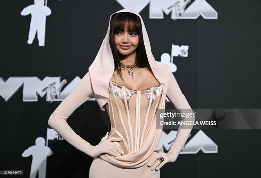 Lisa Blackpink