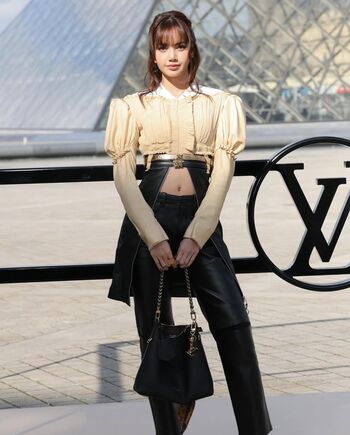 Lisa Blackpink