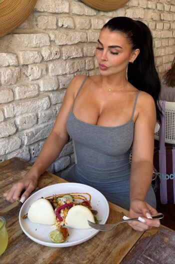 Full leaked Lisa del piero page private onlyfans photo