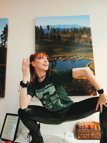 Lisa Foiles