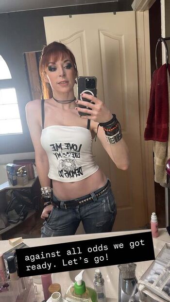 Lisa Foiles