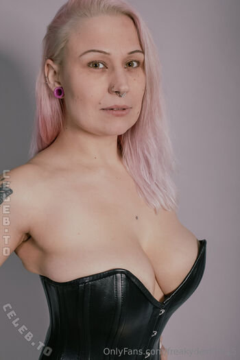 Full leaked Lisa joanne page private onlyfans photo