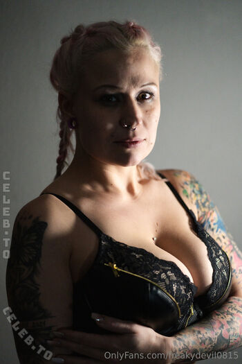 Full leaked Lisa joanne page private onlyfans photo