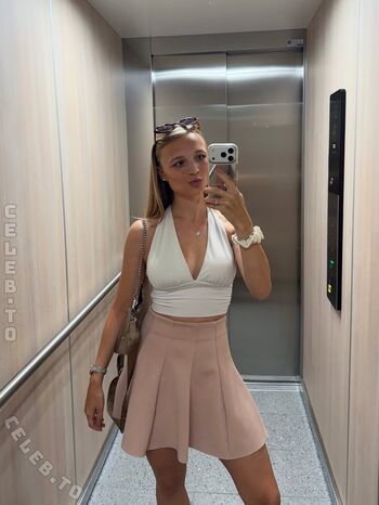 Full leaked Lisa kppers private onlyfans photo