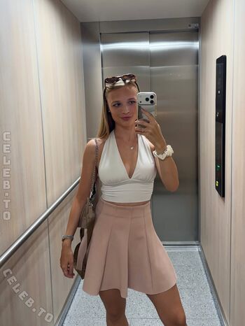 Full leaked Lisa kppers private onlyfans photo