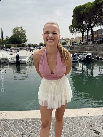 Full leaked Lisa kppers page private onlyfans photo