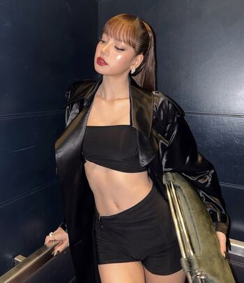 Full leaked Lisa manoban private onlyfans photo
