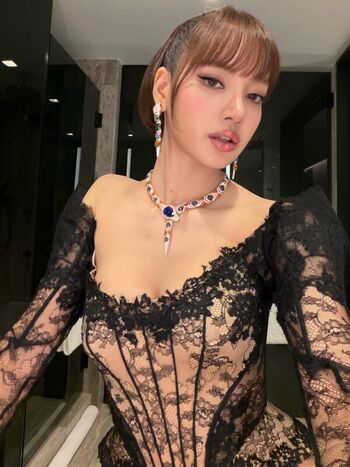 Full leaked Lisa manoban private onlyfans photo