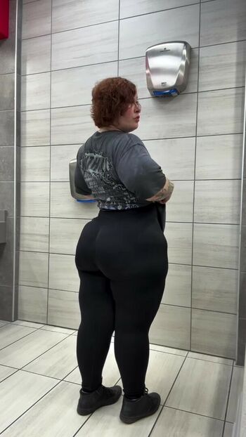 Full leaked Lisa mononoke page private onlyfans photo