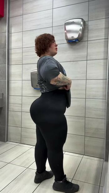 Full leaked Lisa mononoke page private onlyfans photo