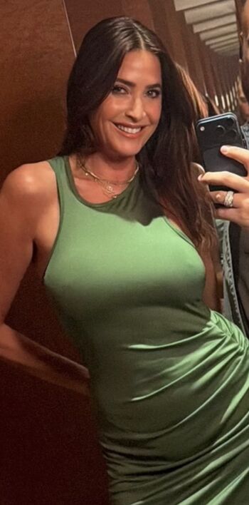 Lisa Snowdon