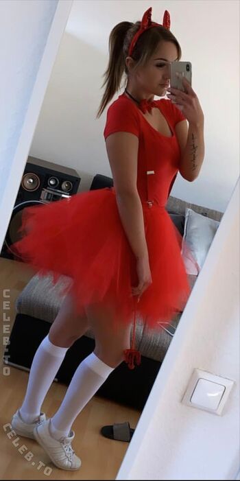 Full leaked Lisa srmst private onlyfans photo