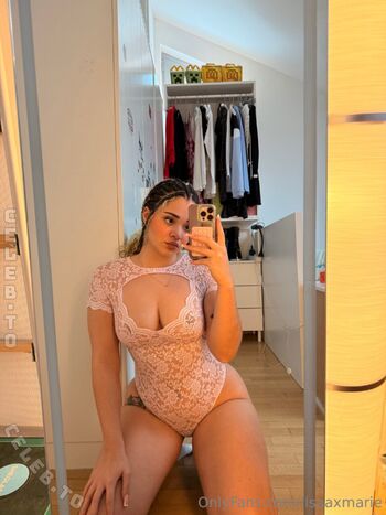 Full leaked Lisaaxmarie private onlyfans photo