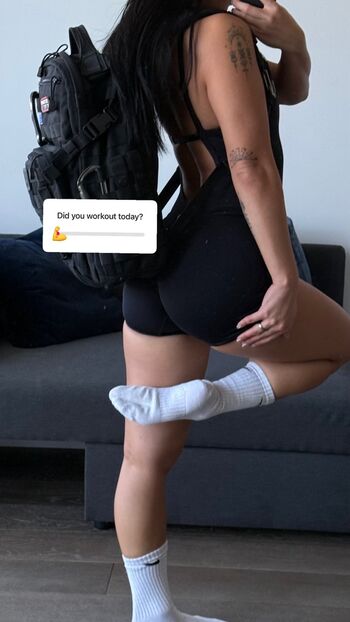 Full leaked Lisahannalee private onlyfans photo