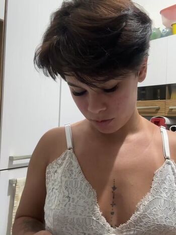 Full leaked Lissperolaa private onlyfans photo