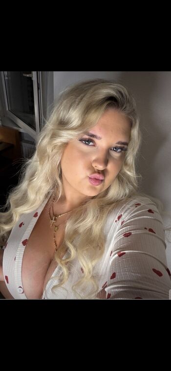 Full leaked Lissys vibe private onlyfans photo
