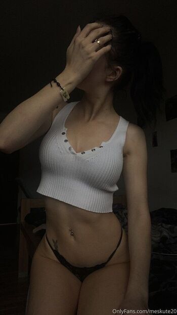 Full leaked Lithuanian girls page private onlyfans photo