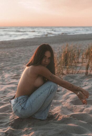 Full leaked Lithuanian girls page private onlyfans photo