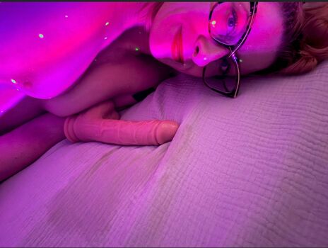 Full leaked Little foxy private onlyfans photo