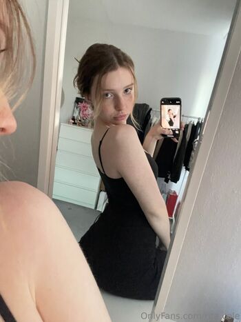 Full leaked Little mayaa private onlyfans photo