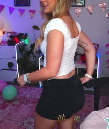 Full leaked Littlebunny x private onlyfans photo