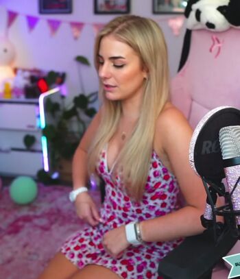 Full leaked Littlebunny x private onlyfans photo
