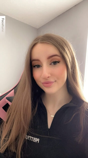 Full leaked Littlemissnaughty private onlyfans photo