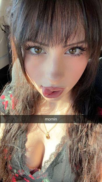 Full leaked Liv littlelivbug private onlyfans photo