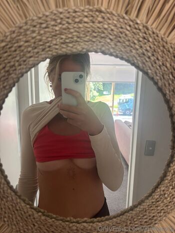 Full leaked Liv macdonald private onlyfans photo