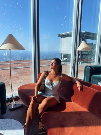 Full leaked Livefitelle page private onlyfans photo