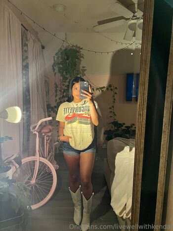 Full leaked Livewellwithkendal private onlyfans photo