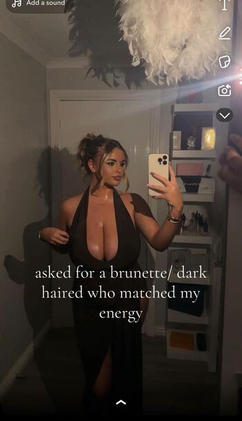 Full leaked Livjoneszz private onlyfans photo