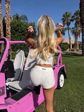 Full leaked Livvy dunne  page private onlyfans photo