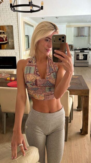 Full leaked Livvy dunne  page private onlyfans photo