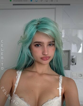 Liza Anokhina