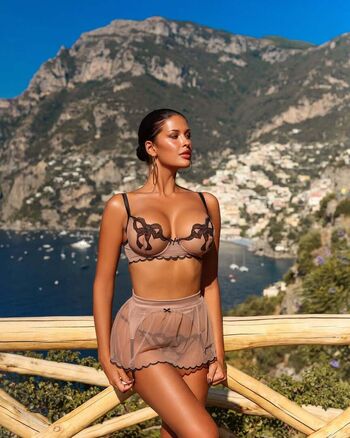 Full leaked Lizamakhu private onlyfans photo