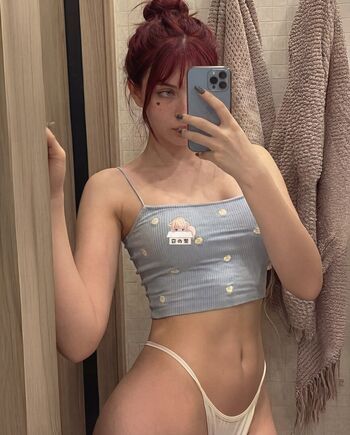 Full leaked Lizyenok private onlyfans photo