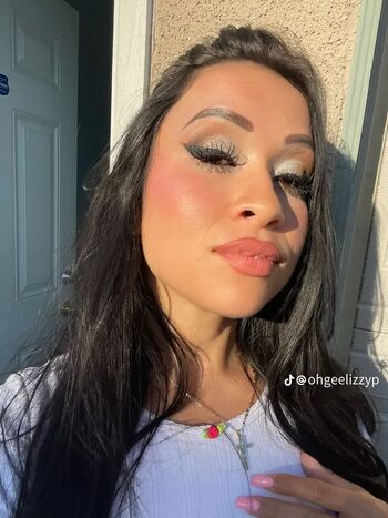 Full leaked Lizzywurst private onlyfans photo