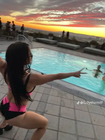 Full leaked Lizzywurst private onlyfans photo