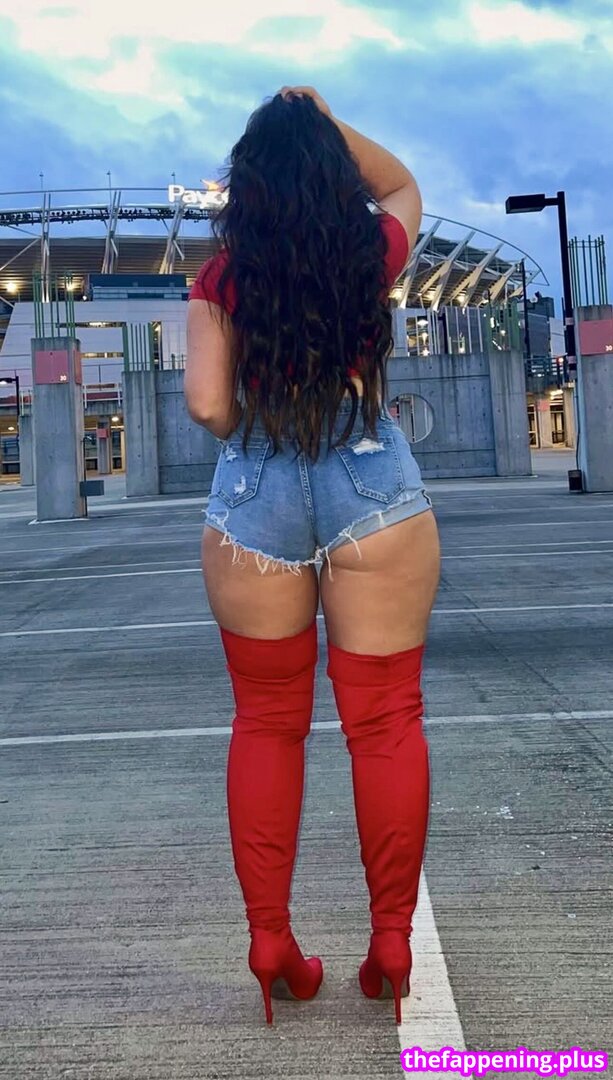 Laura Rose / ll.coolbean नग्न OnlyFans फोटो #6