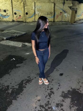 Full leaked Llaralys private onlyfans photo