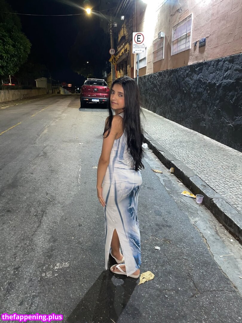 laysxx / llaralys / lyslaraa.__ Naakte OnlyFans Foto #9