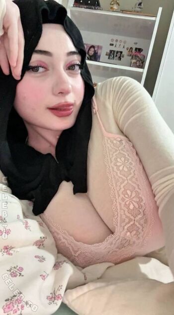 Full leaked Lldrzelall private onlyfans photo
