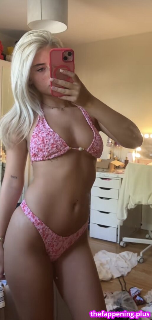 Corey & Llorenna / Llorenna Hodgkinson / corey-and-llorenna / popular नग्न OnlyFans फोटो #6