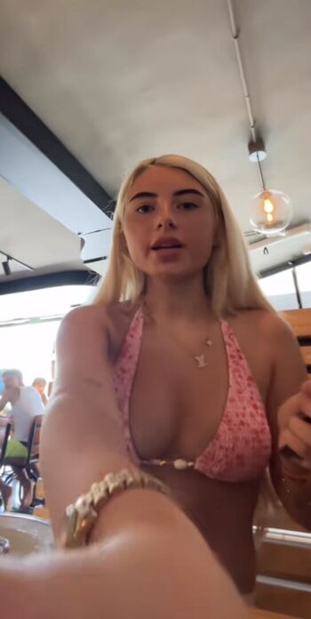 Full leaked Llorenna hodgkinson private onlyfans photo