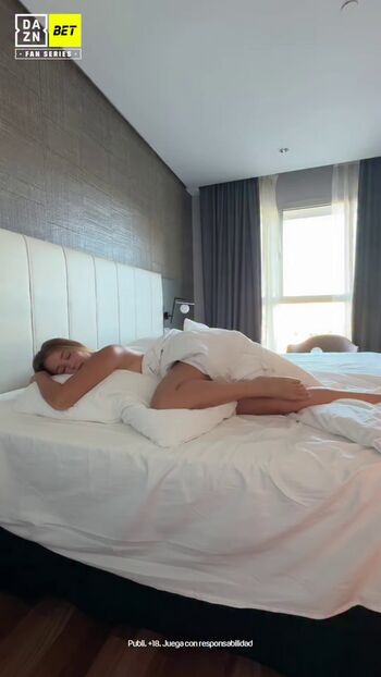Full leaked Llunaclark private onlyfans photo