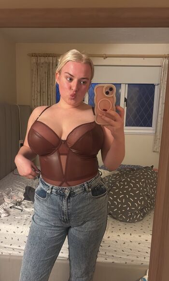 Full leaked Lnrclr private onlyfans photo
